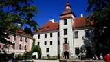 Třeboň: První adventní trhy na zámku v Třeboni