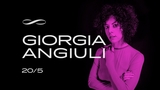 Okouzlijící Giorgia Angiuli v Roxy