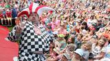Největší rodinný festival Kašpárkohraní s Tomášem Klusem a Kašpárkem v rohlíku proběhne v neděli 14. června v pražských Letenských sadech, vstup je zdarma