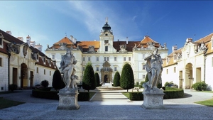 Adventní koulení: vánoční dílničky v Bílém sále na zámku Valtice