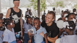 Diáky v Bio Oko: Kongo + Haiti - Jak Češi mění svět - 2v1 