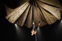 Cirkusová groteska i unikátní představení plné žen – Letní Letná hlásí novinky 