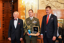 Generál KAREL ŘEHKA je laureátem Ceny Arnošta Lustiga za rok 2018