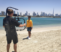 Jan Bendig přivezl videoklip z Dubaje, natáčení provázely problémy