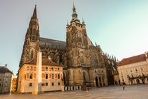 Prohlídky Prahy formou hry v mobilní aplikaci