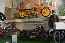 Muzeum historických motocyklů v Bečově nad Teplou