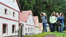 Slavnostní odhalení dalšího modelu obce Holašovice v parku Boheminium