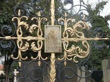 Vyšehradský hřbitov s prohlídkou Slavína