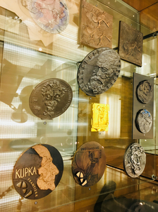 V pražském Národním technickém muzeu byla otevřena nová výstava o medailérství!