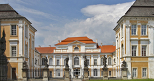 Vernisáž výstavy a koncert absolventů ZUŠ Ivana Kawaciuka na zámku Duchcov