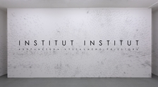 Institut Institut / Akupunktúra Výstavného Priestoru II / Entry