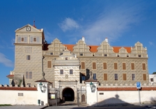 Letní kino na nádvoří zámku Horšovský Týn
