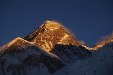 Trek pod druhou nejvyšší horu K2 a trek k Mount Everestu - Knihovna Sázava