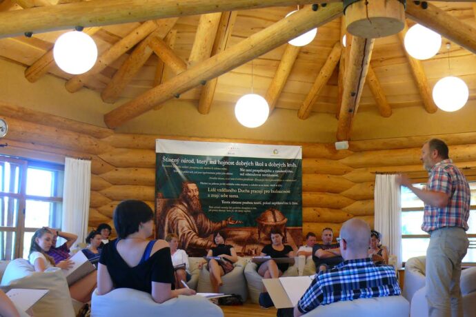 Akademie Libchavy učí umění respektující komunikace ve školách