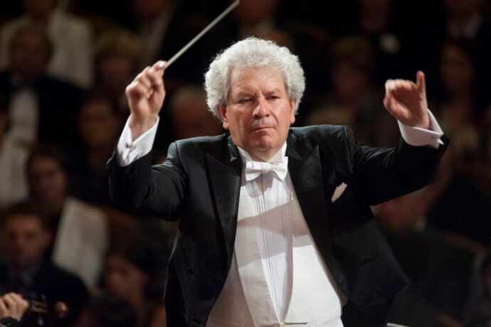 Cenu Antonína Dvořáka 2014 získá Jiří Bělohlávek: převezme ji v newyorské Carnegie Hall