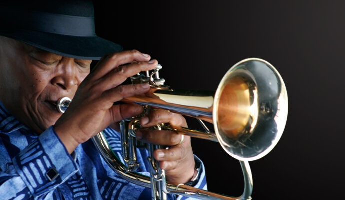 Začátek týdne na Strunách podzimu ovládnou jazzmani Hugh Masekela, Brad Mehldau a mandolínista Chris Thile
