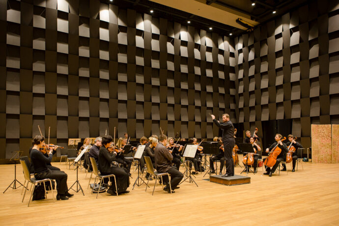 Forum Karlín představuje spolupráci s orchestrem PKF – Prague Philharmonia; moderní projekt poskytne orchestru prostor jak pro hudební aktivity, tak pro jeho zázemí