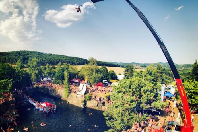 Představení doprovodného programu Desperados Highjump 2015