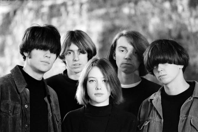 České premiéry na Colours of Ostrava: shoegaze legenda Slowdive i tanečně-jazzová Caro Emerald