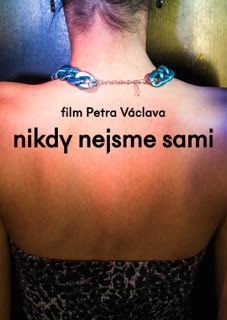Očekávaný film režiséra Petra Václava Nikdy nejsme sami je přirovnáván ke slavnému filmu Babel, režiséra Alejandra Iñárritu