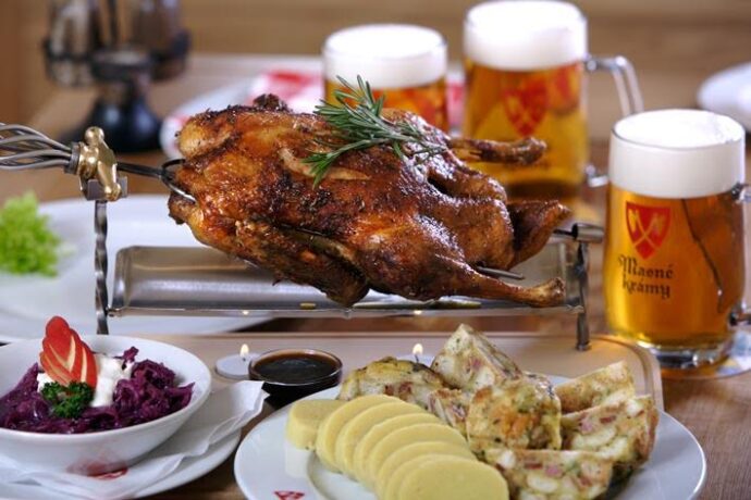 Kroužkovaný ležák Budweiser Budvar B:SPECIAL či nefiltrovaný kvasnicový Budweiser Budvar Cvikl a kam na ně. Tip na výlet!