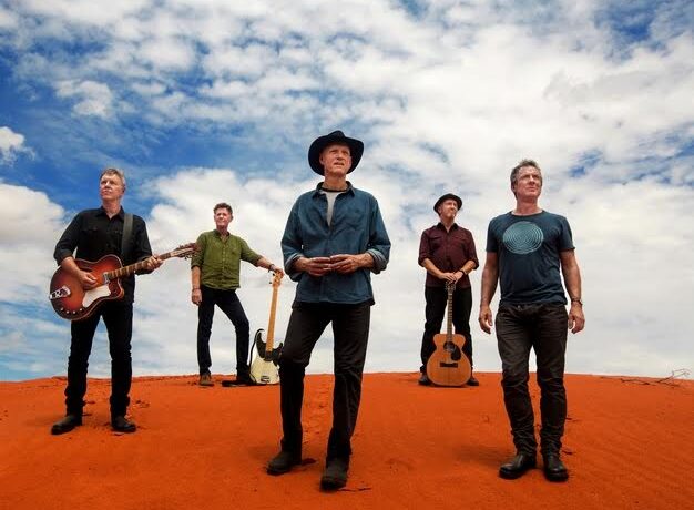 Midnight Oil na Colours of Ostrava 2017! Poprvé v ČR! Slavní australští rockeři se vracejí na koncertní pódia