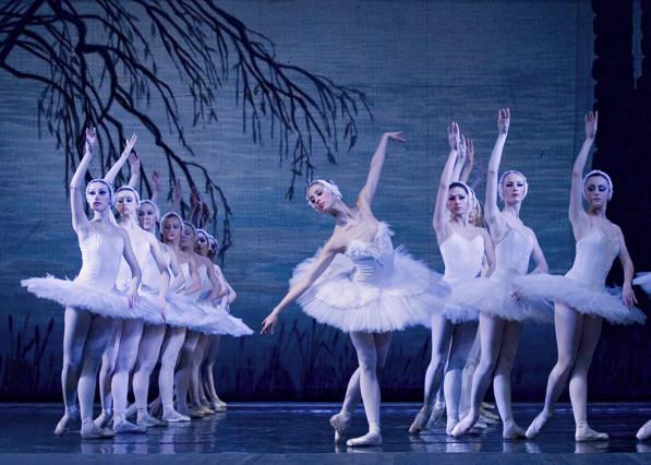 Royal Moscow Ballet zatančí v České republice Labutí jezero