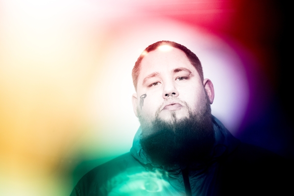 Rag’n’Bone Man přiveze na Colours of Ostrava (nejen) hity Human a Skin