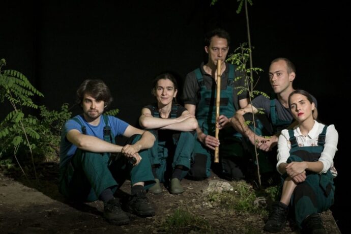 Doprovodný program festivalu Palm Off 2019 nabídne bezplatné projekce, koncert, scénické čtení, diskuze i výstavu