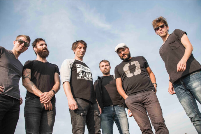 Kapela KOFE-IN vydává nové EP Ať to trvá věčně