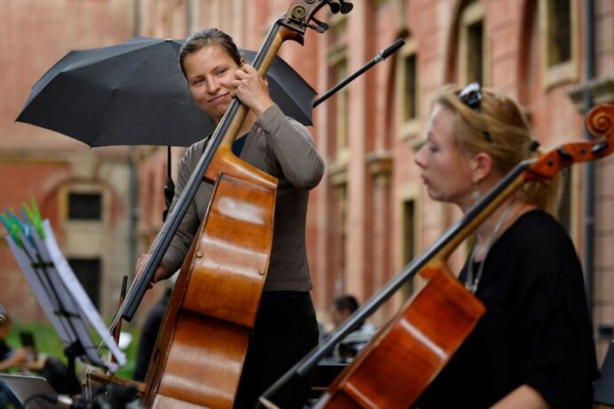 ORCHESTR BERG SLAVÍ 20 LET … hlavní hvězdou jeho nového poslechového webu je siréna