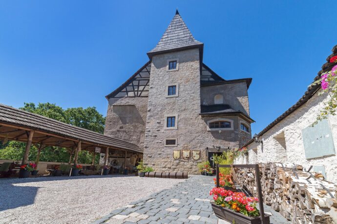 Nezapomenutelné léto na hradě nebo třeba jako námořník na vlnách fantazie na západě Čech