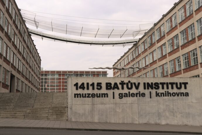 14|15 BAŤŮV INSTITUT zve na bohatý program