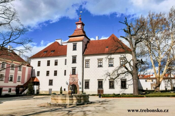 TŘEBOŇ: komedie Poslední ze žhavých milenců – Kultura pod hvězdami