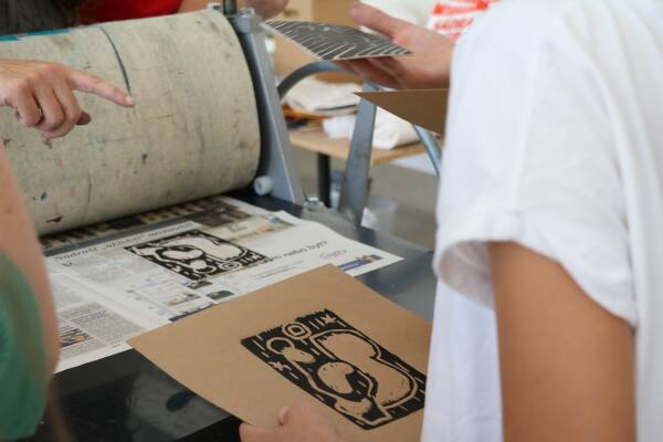 Letní ateliér 14+ let: Grafika v presu – Veletržní palác
