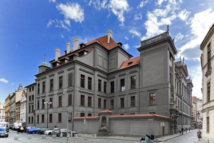 Clam-Gallasův palác
