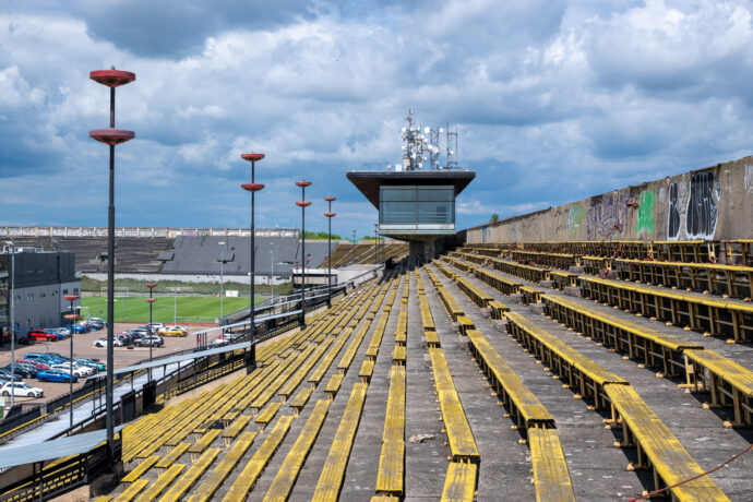 Velký strahovský stadion – z tribuny na tribunu
