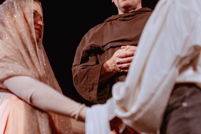 Divadelní představení ROMEO a JULIE na zámku Lnáře