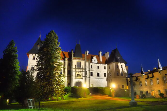 Večer otevřených bran na zámku Žleby