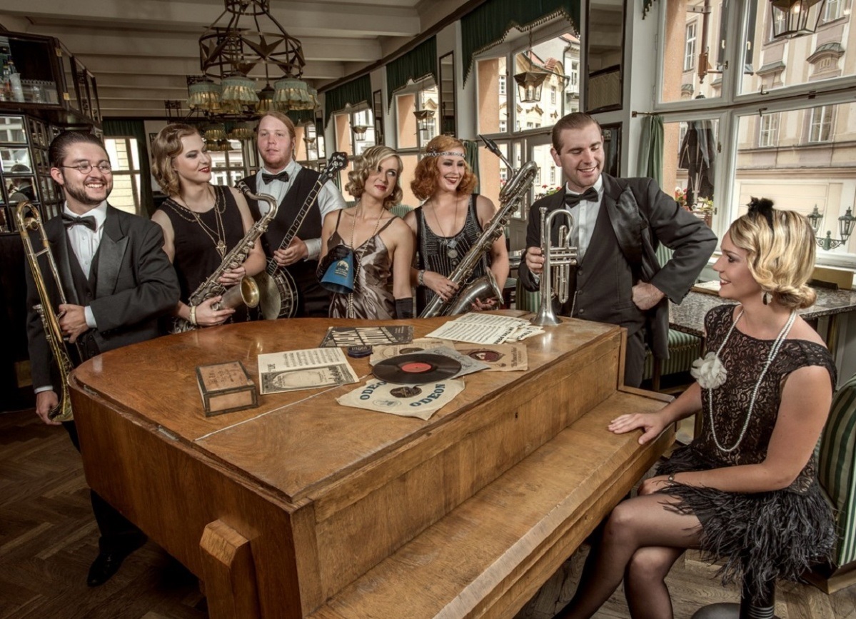 Prague Rhythm Kings na střeše Jazz Docku