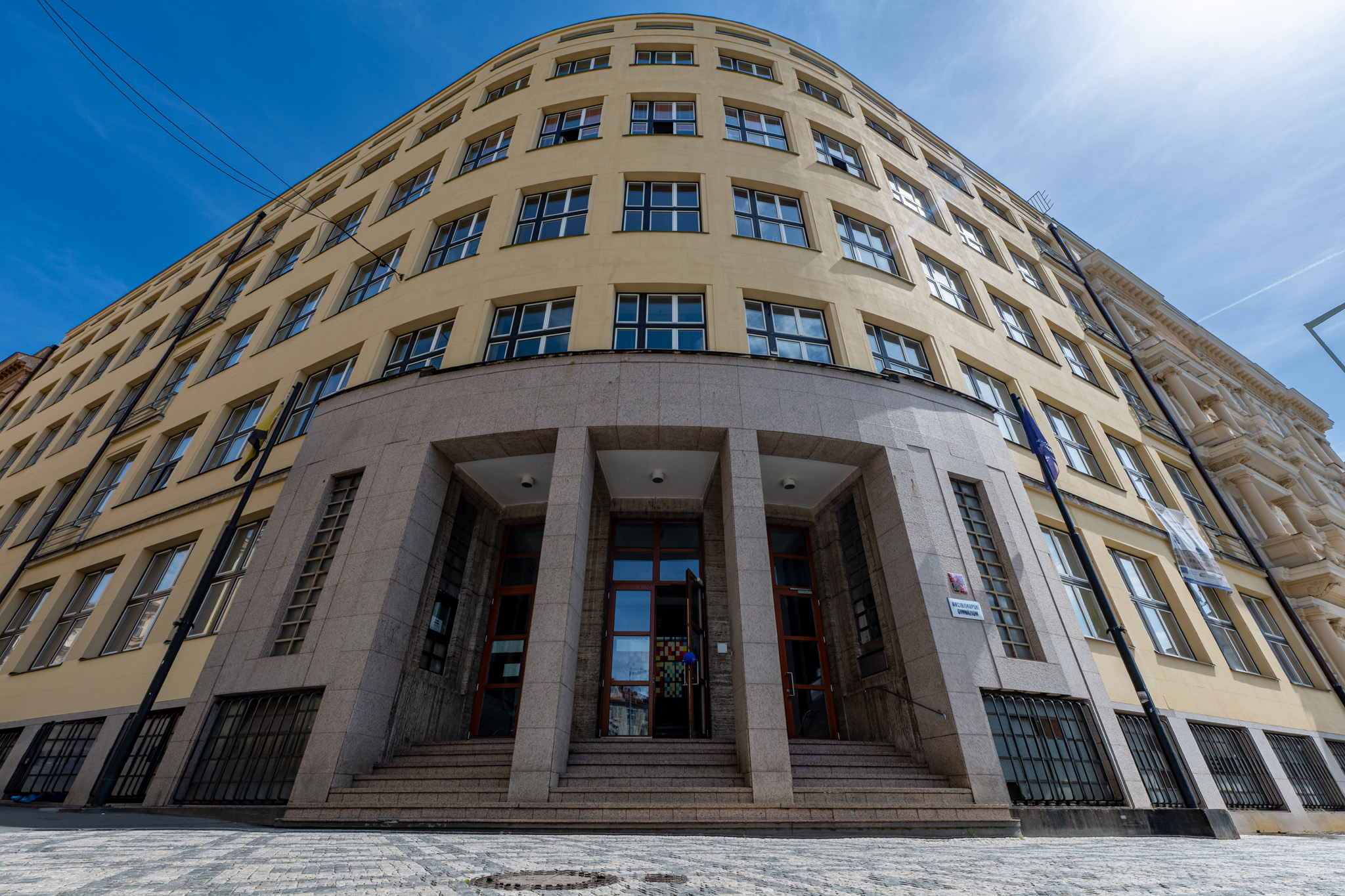 Z učeben ke hvězdám: Arcibiskupské gymnázium