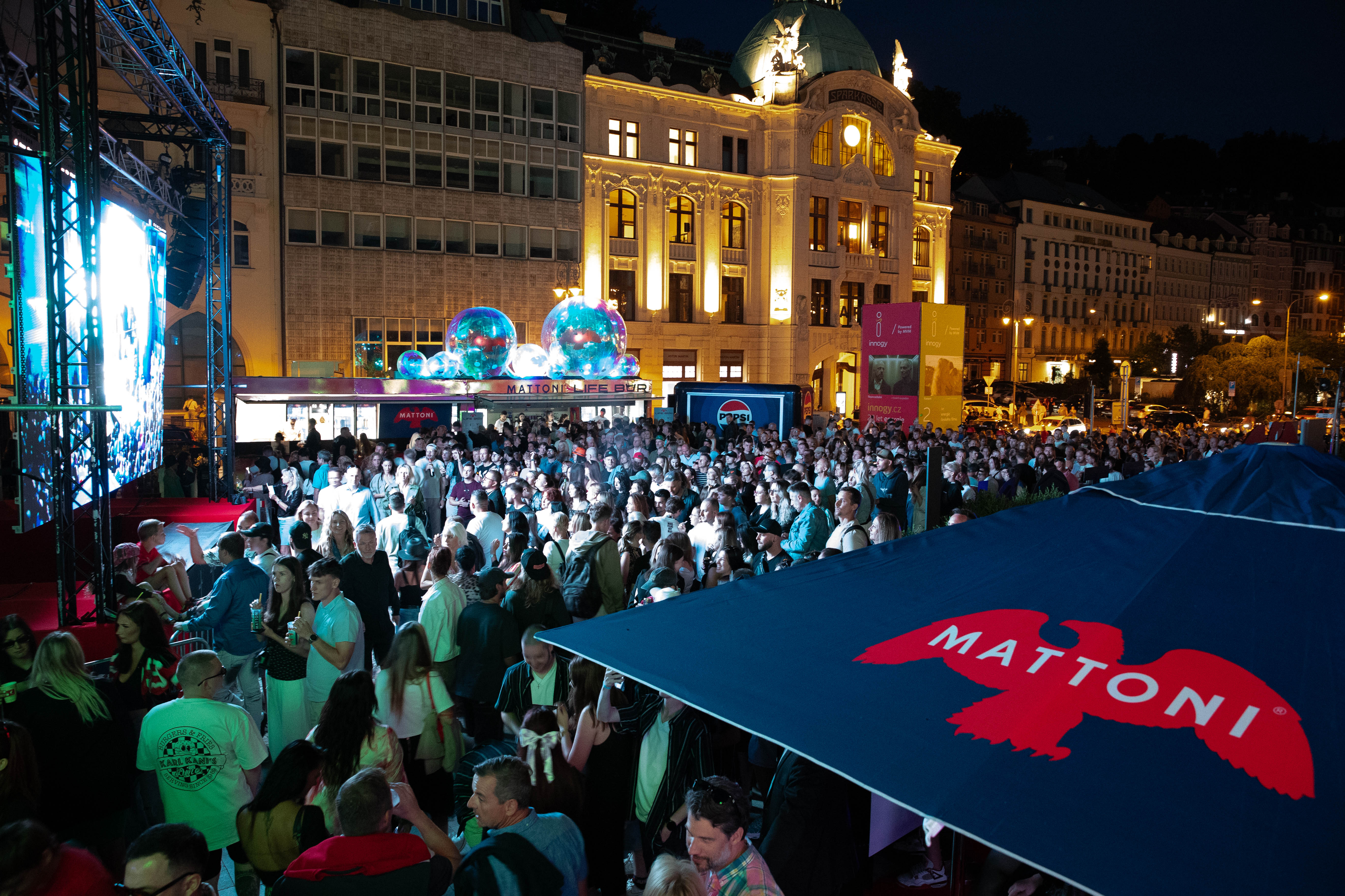 Mattoni Life Bar: sobota 4. 7.: Módní revoluce s Mattoni Young Fashion Stars a rockový král David Koller